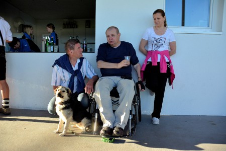 am Fussballplatz in Horitschon